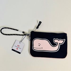 Vineyard vines for target wristlet NWT!